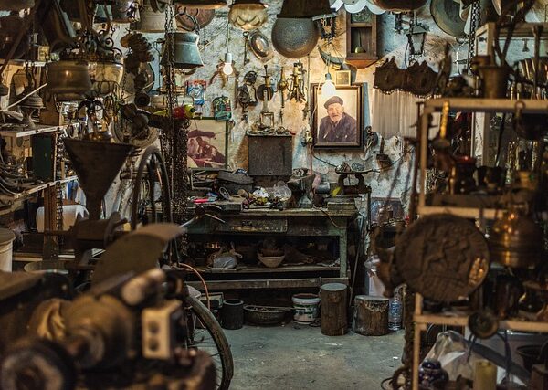 auto-body-workshop-640x480-13127447.jpeg