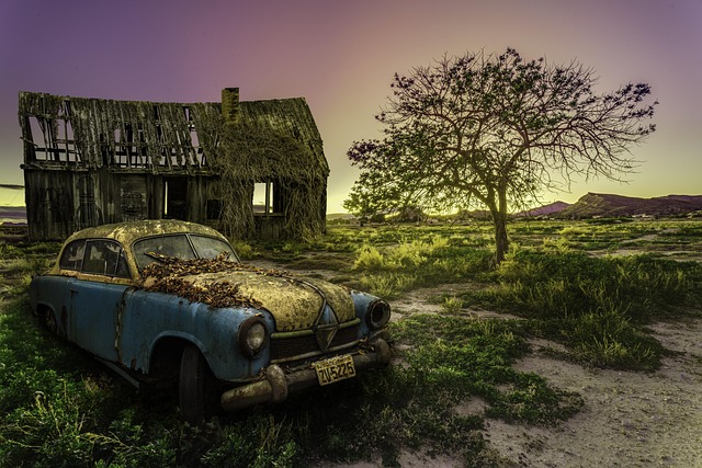 auto-body-workshop-640x480-16301640.jpeg