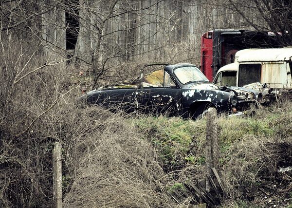 auto-body-workshop-640x480-24755986.jpeg