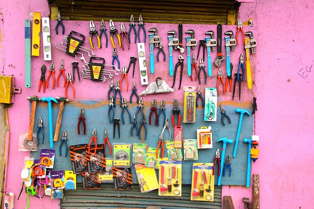 auto-body-workshop-640x480-57355288.jpeg