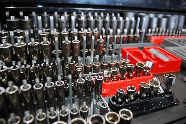 auto-body-workshop-640x480-582442.jpeg