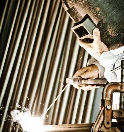 auto-body-workshop-640x480-60477932.jpeg