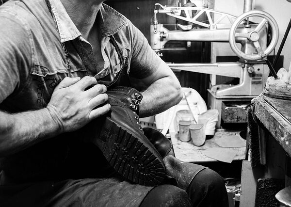 auto-repair-workshop-640x480-56945618.jpeg
