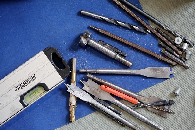 auto-repair-workshop-640x480-73937137.jpeg
