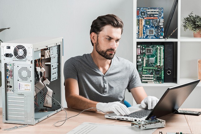 auto-technician-working-640x480-48791655.jpeg