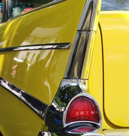 car-body-restoration-640x480-30614483.jpeg