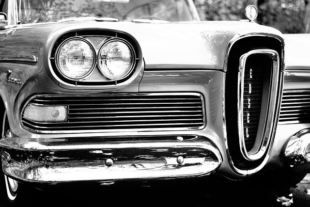 car-bumper-repair-640x480-25506334.jpeg