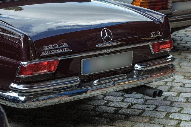 car-bumper-repair-640x480-97279317.jpeg
