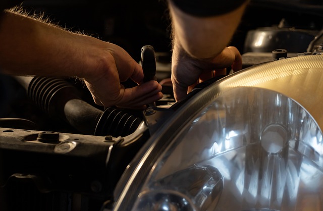 car-collision-repair-640x480-70553046.jpeg