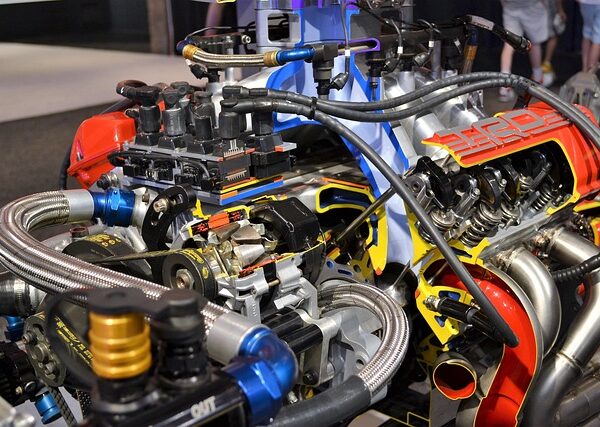 car-collision-repair-640x480-85255313.jpeg