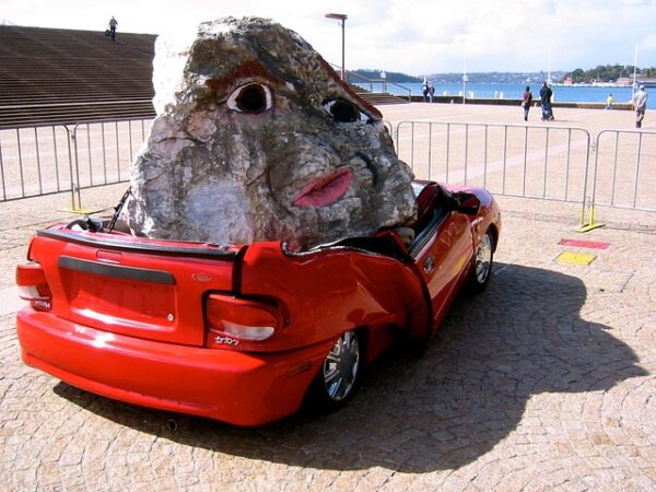 car-crash-damage-640x480-1316268.jpeg