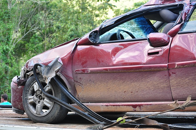 car-crash-damage-640x480-38163740.jpeg