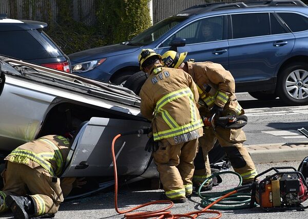 car-crash-damage-640x480-44646665.jpeg
