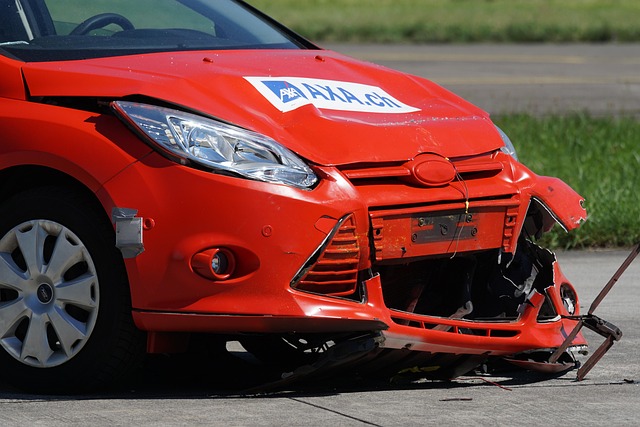car-crash-damage-640x480-49105313.jpeg