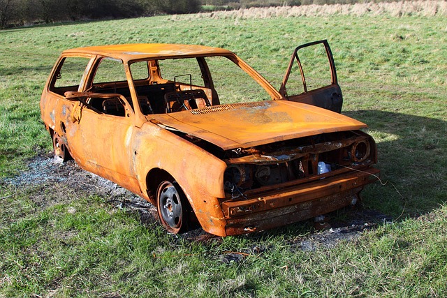 car-crash-damage-640x480-52712202.jpeg
