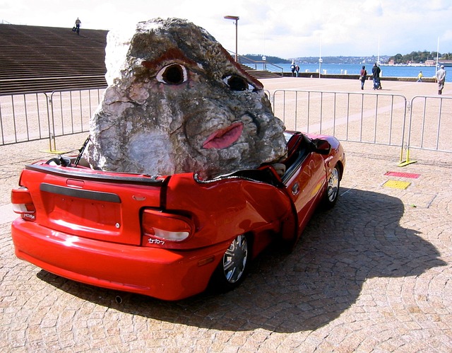 car-crash-damage-640x480-81549222.jpeg