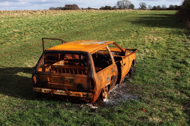 car-crash-damage-640x480-90064102.jpeg