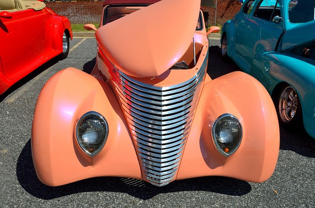 car-dent-repair-640x480-43298727.jpeg