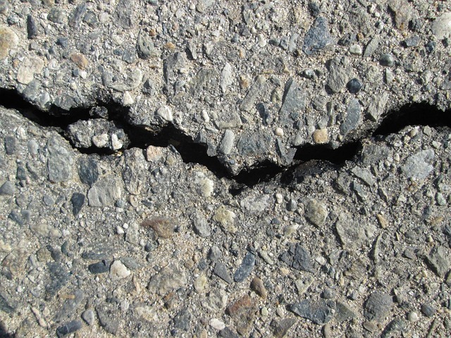 car-hail-damage-repair-640x480-41168937.jpeg