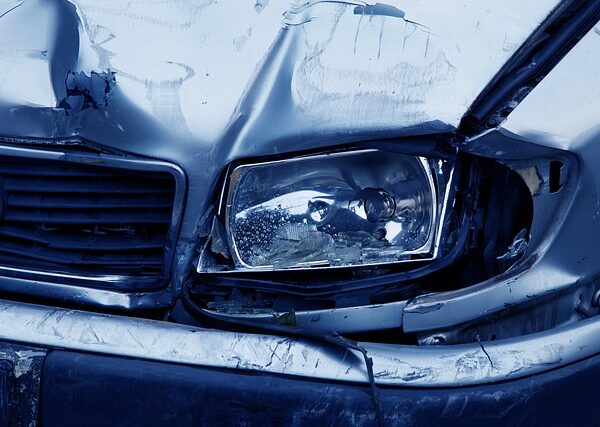 car-hail-damage-repair-640x480-46035791.jpeg