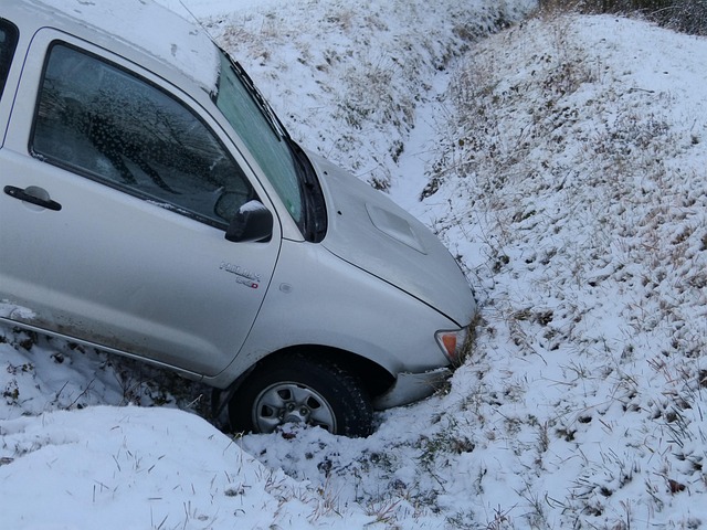 car-hail-damage-repair-640x480-54056779.jpeg