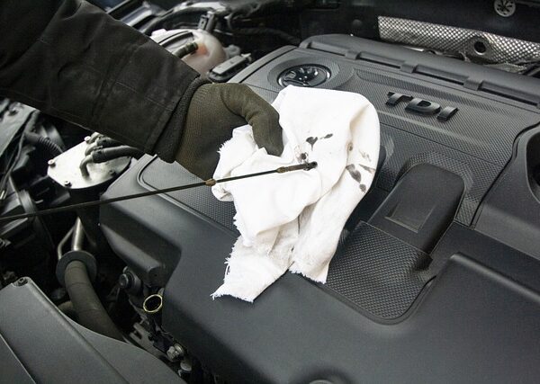 car-hail-damage-repair-640x480-57959152.jpeg