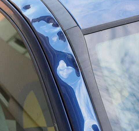 car-hail-damage-repair-640x480-8671932.jpeg