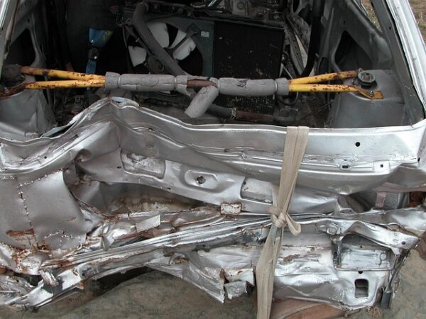 car-hail-damage-repair-640x480-96224416.jpeg
