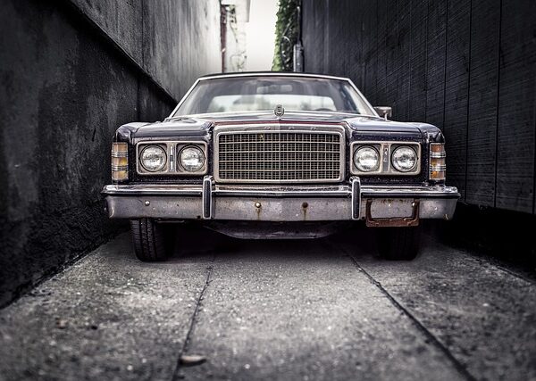 car-scratch-repair-640x480-78825851.jpeg