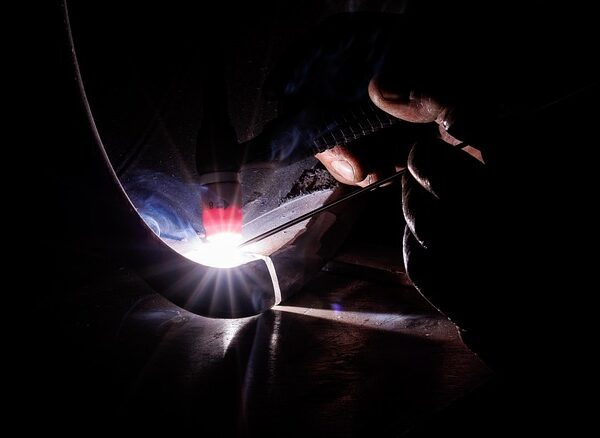 collision-repair-tools-640x480-11325060.jpeg