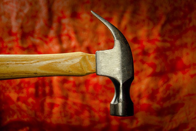 collision-repair-tools-640x480-19169948.jpeg