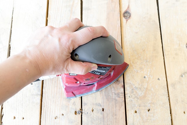 collision-repair-tools-640x480-28582695.jpeg