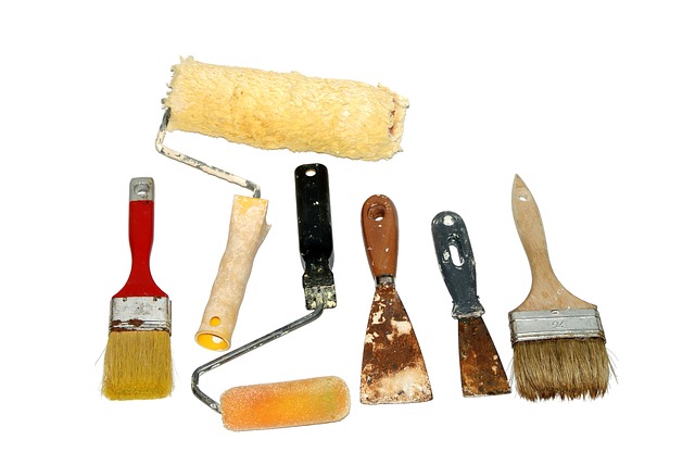 collision-repair-tools-640x480-71814917.jpeg
