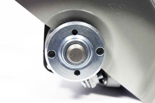 collision-repair-tools-640x480-72936425.jpeg