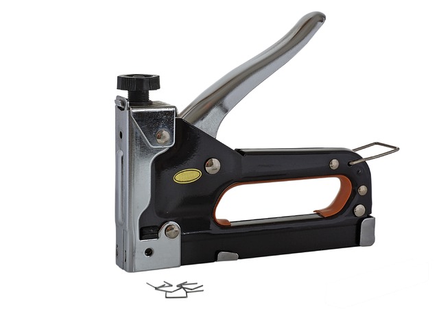 collision-repair-tools-640x480-92095879.jpeg