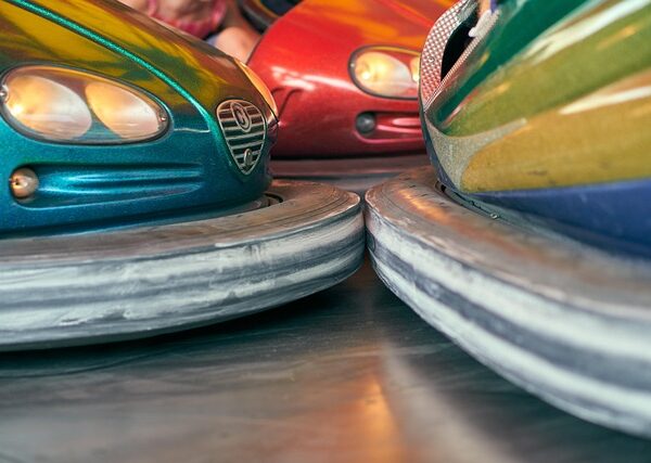 damaged-car-bumper-640x480-50665719.jpeg
