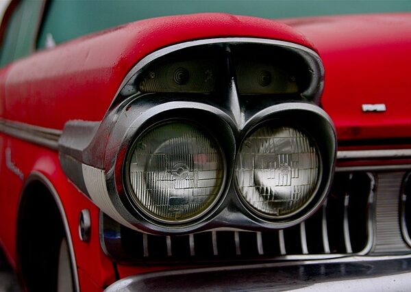 damaged-car-bumper-640x480-56397032.jpeg