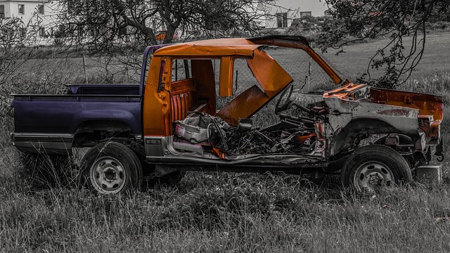 damaged-car-bumper-640x480-75441881.jpeg