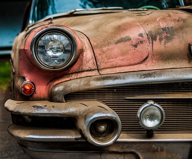 damaged-car-bumper-640x480-97363467.jpeg