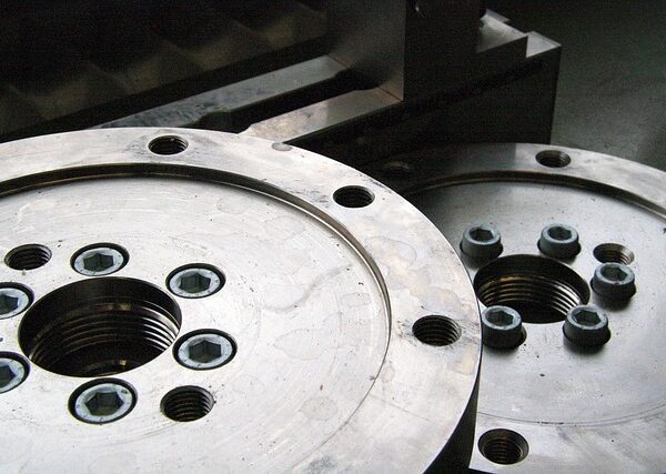 dent-removal-tools-640x480-25222984.jpeg