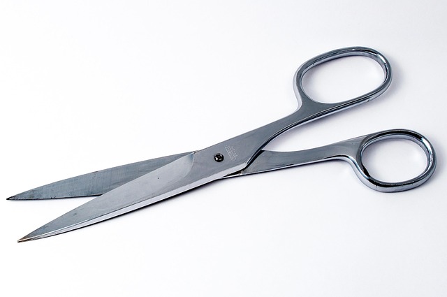dent-removal-tools-640x480-39009796.jpeg