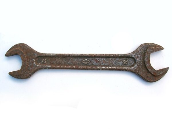 dent-removal-tools-640x480-5361275.jpeg
