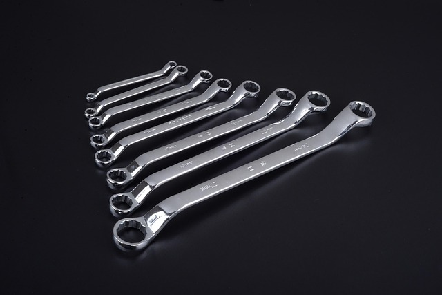 dent-removal-tools-640x480-69760957.jpeg