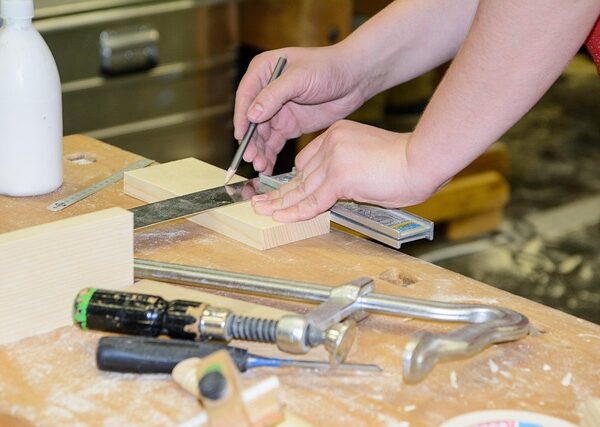 dent-removal-tools-640x480-71239733.jpeg