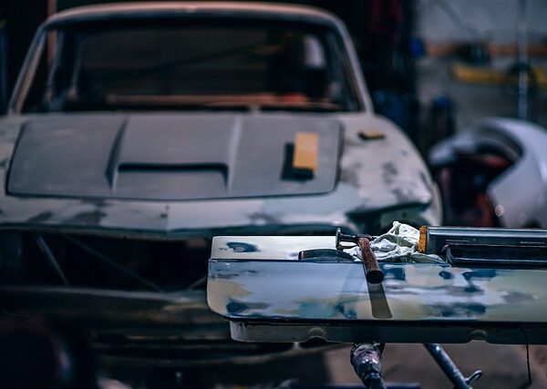 professional-auto-shop-640x480-41556269.jpeg