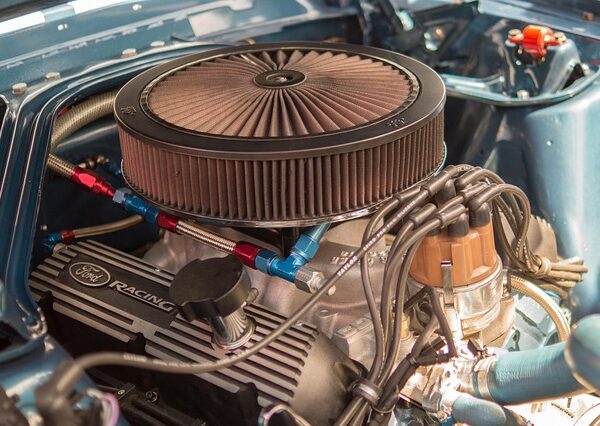 vehicle-repair-shop-640x480-32927923.jpeg