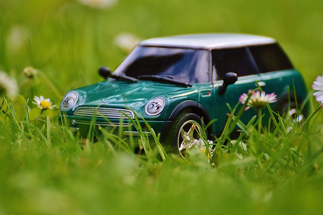 vehicle-restoration-process-640x480-35987271.jpeg