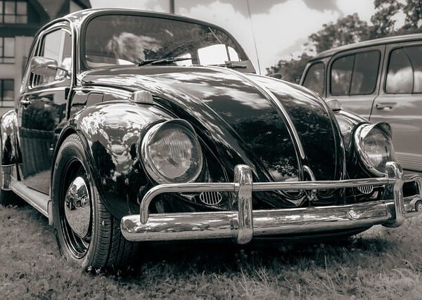 vehicle-restoration-process-640x480-49186725.jpeg
