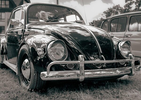 vehicle-restoration-process-640x480-63381896.jpeg