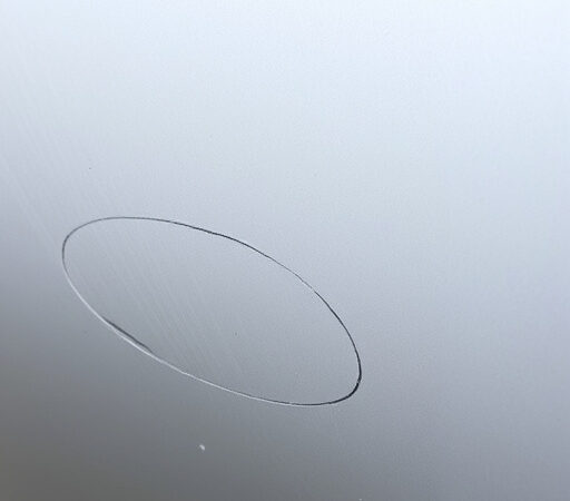 car-scratch-repair-640x480-72003900.jpeg